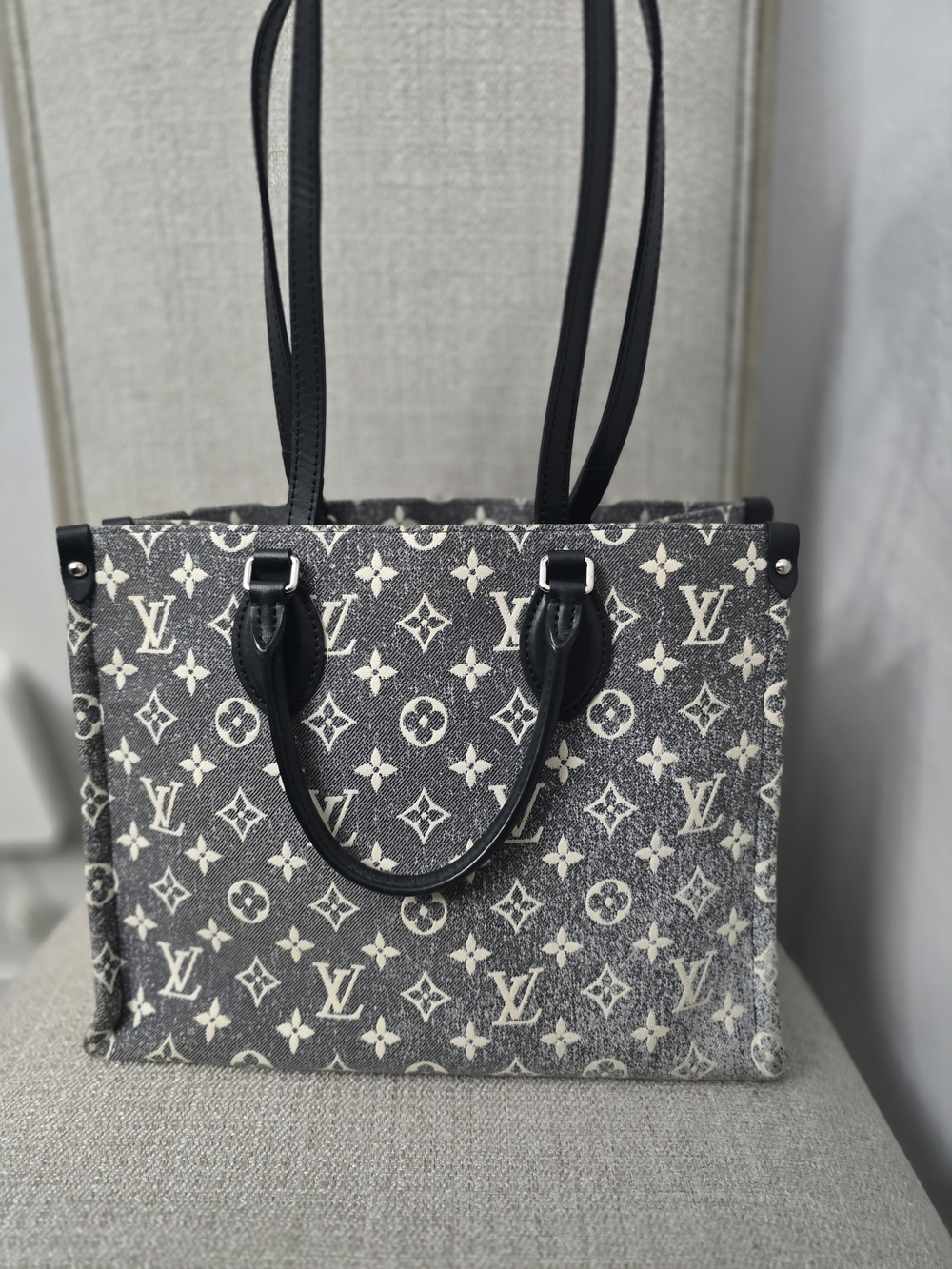 AUTHENTIC Louis Vuitton Monogram Jacquard Denim OnTheGo MM